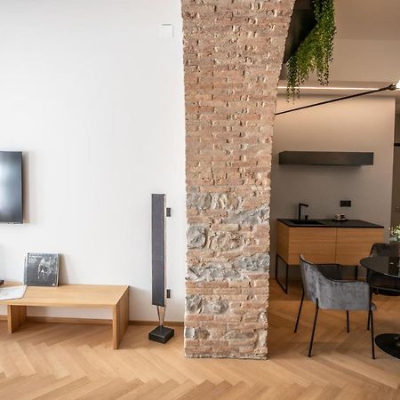 S1 Luxury Suites And Rooms Trieste Exteriör bild