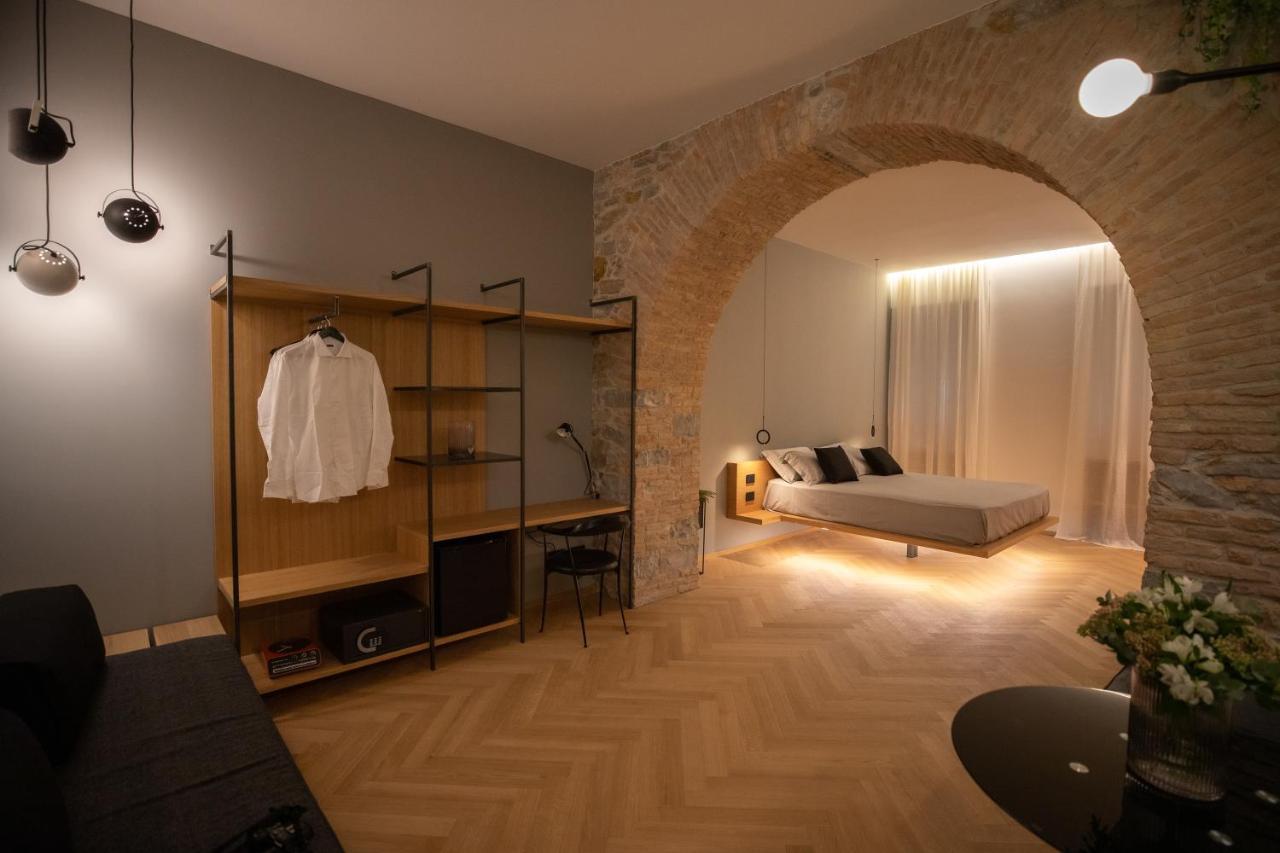 S1 Luxury Suites And Rooms Trieste Exteriör bild