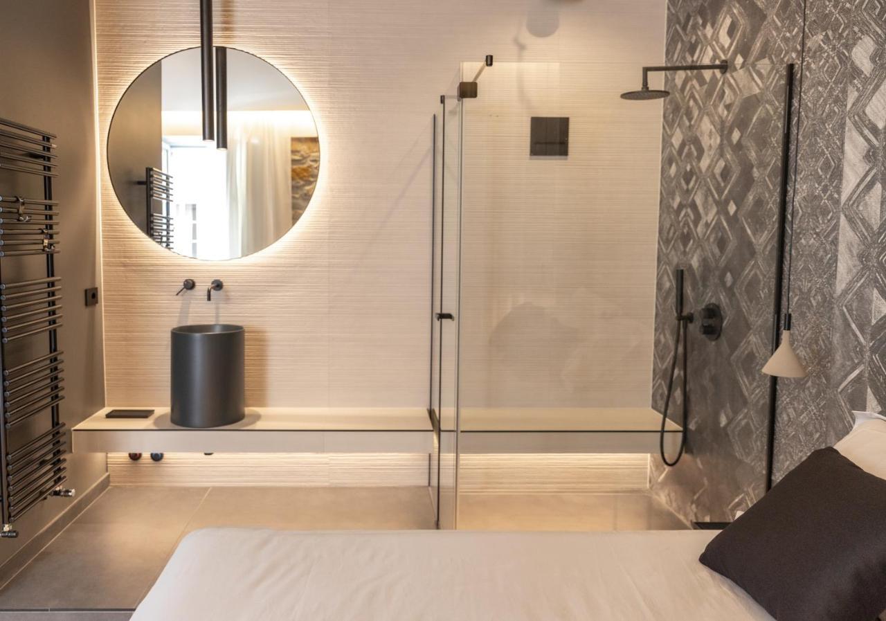 S1 Luxury Suites And Rooms Trieste Exteriör bild