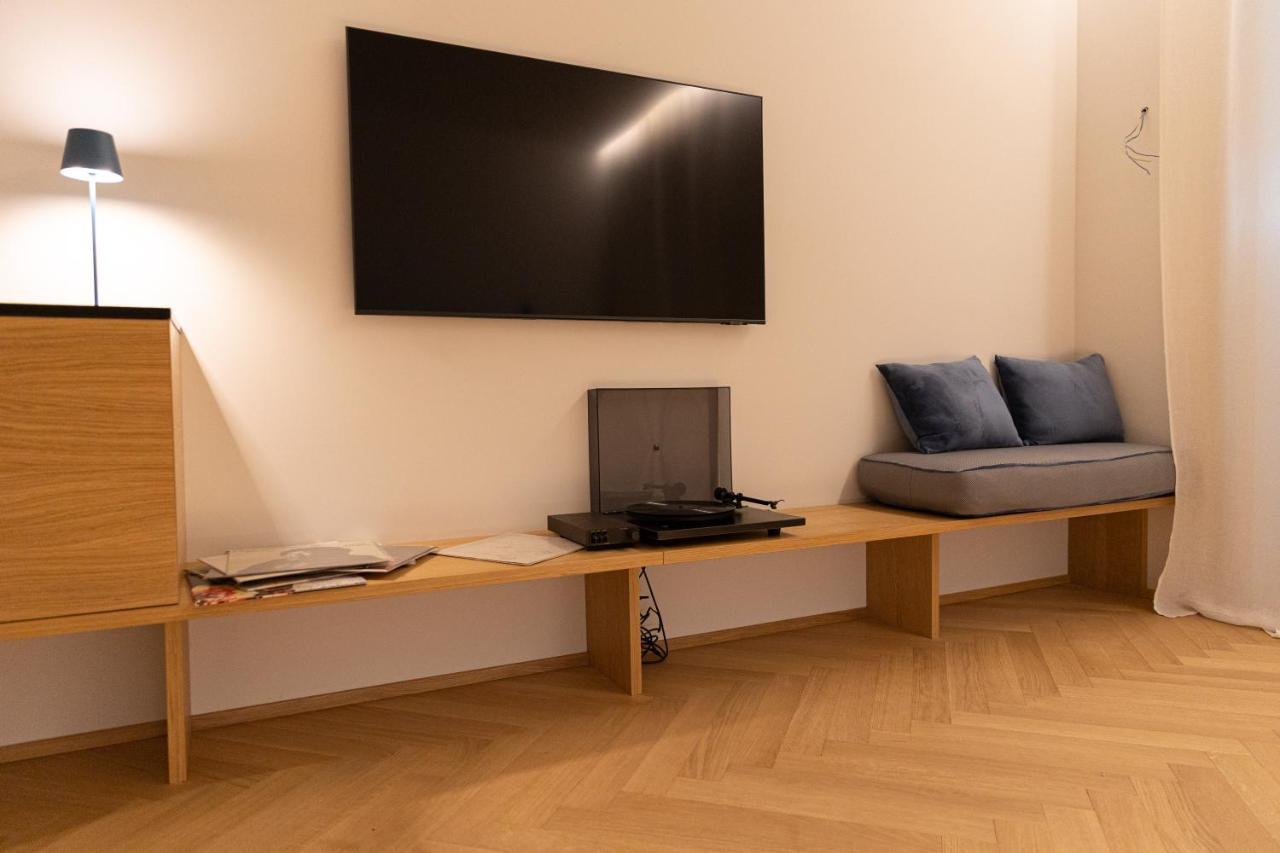 S1 Luxury Suites And Rooms Trieste Exteriör bild