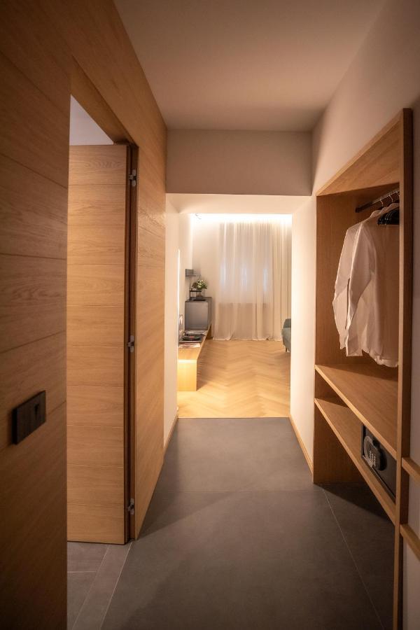 S1 Luxury Suites And Rooms Trieste Exteriör bild